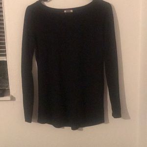Black long sleeve tee